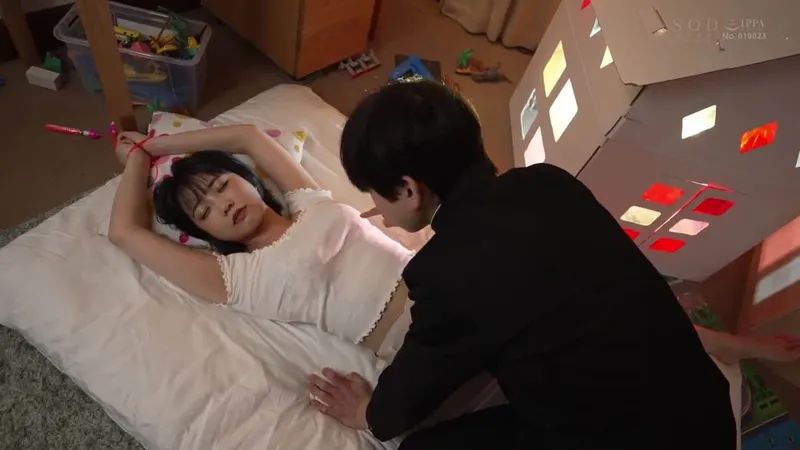 Trả thù anh trai thường xuyên bắt nạt bằng cách xxx con ghệ anh ấy